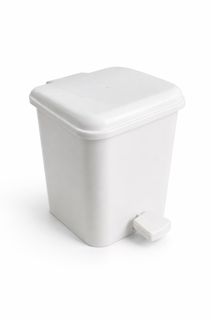 Poubelle en plastique minimaliste avec pédale